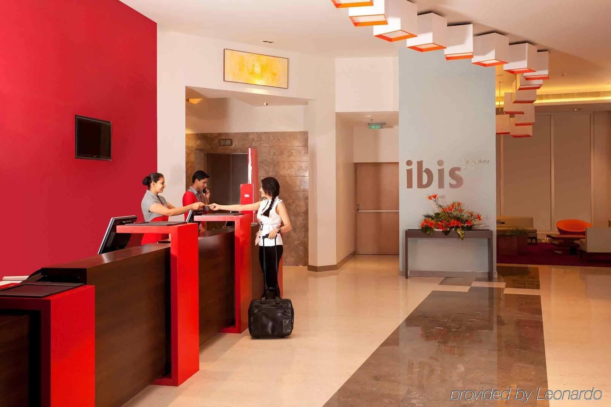 Hotel Ibis Bengaluru Outer Ring Road Interior foto