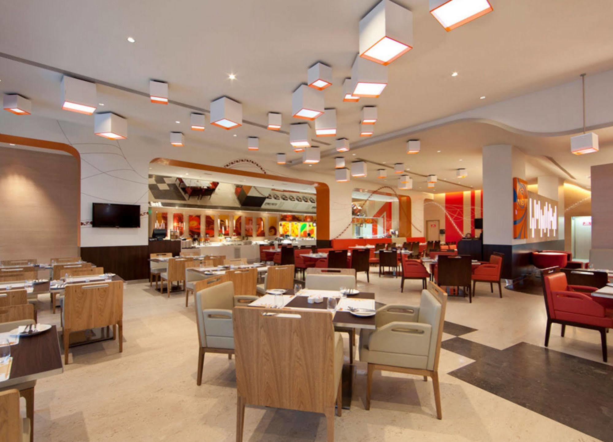 Hotel Ibis Bengaluru Outer Ring Road Exterior foto